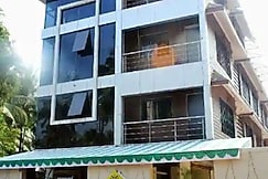 Shri Maharaj Executive, Malvan