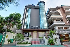 Qotel Comfort AT Residency Kaushambi Anand Vihar, Ghaziabad