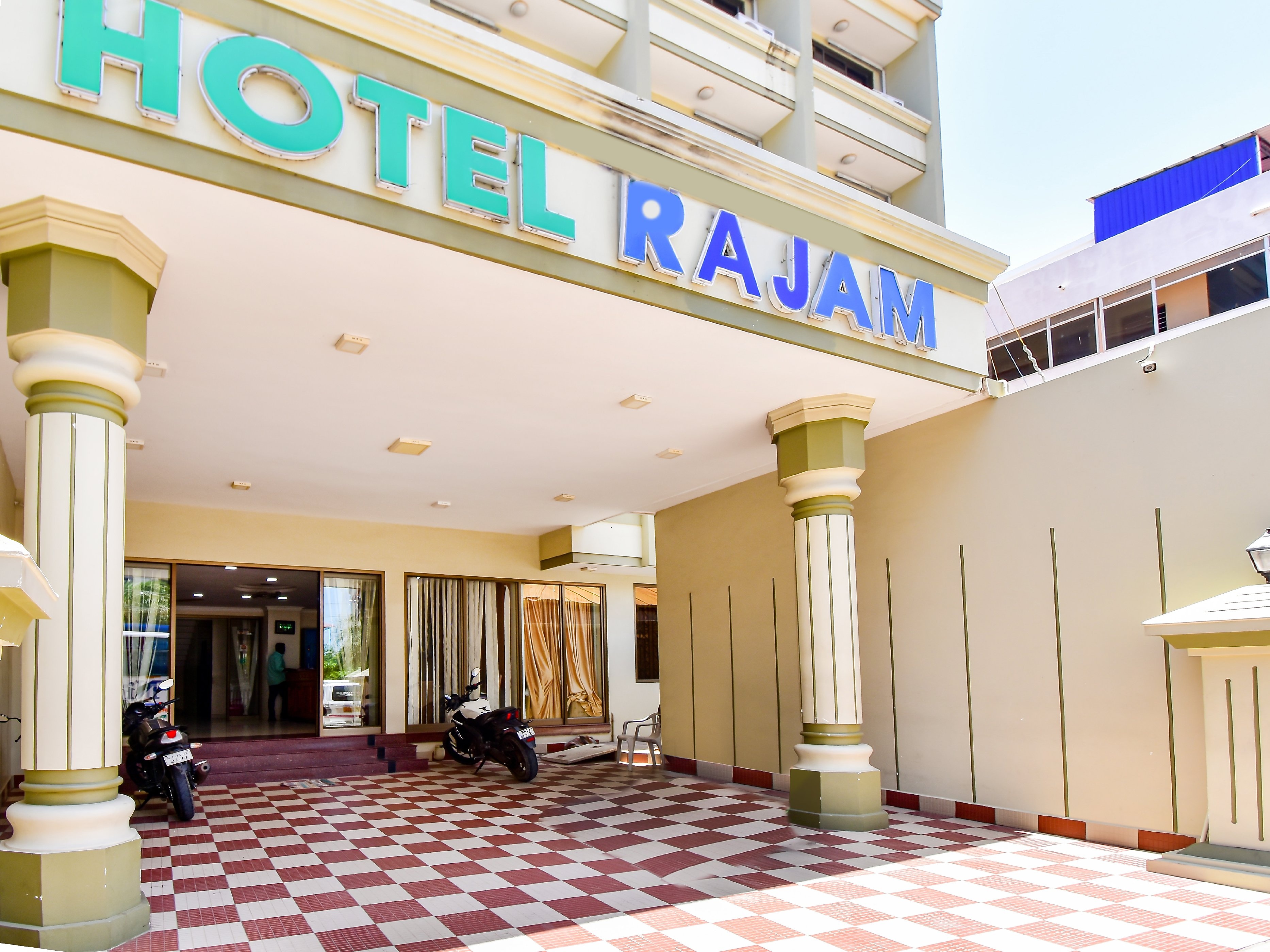 Hotel Rajam | Kanyakumari Hotel BOOK @ ₹1