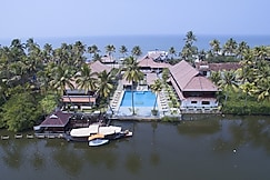 Sea Lagoon Health Resort Cherai, Thrissur