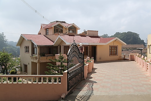 Rainbow Cottages-Budget Friendly Rooms & Restaurant