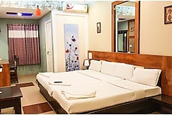 Vaishali Comforts, Tumkur