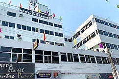 Hotel Centre Point, Chariduar