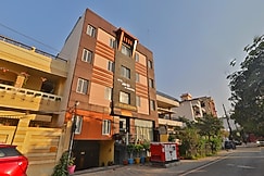 Hotel Janki International, Varanasi