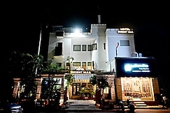 Hotel Cresent, Varanasi