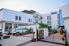 Blue Diamond The Hotel, Raigarh