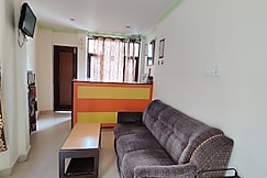 Hotel Hill Town, Dharamshala
