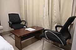 Hotel Meera Palace, Deoghar
