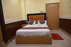 Hotel Meera Palace, Deoghar