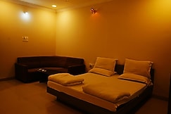 Hotel Manas, Khandwa