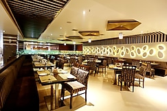 Hotels Near Rajiv Gandhi International Airport - Book from 142 Hotels