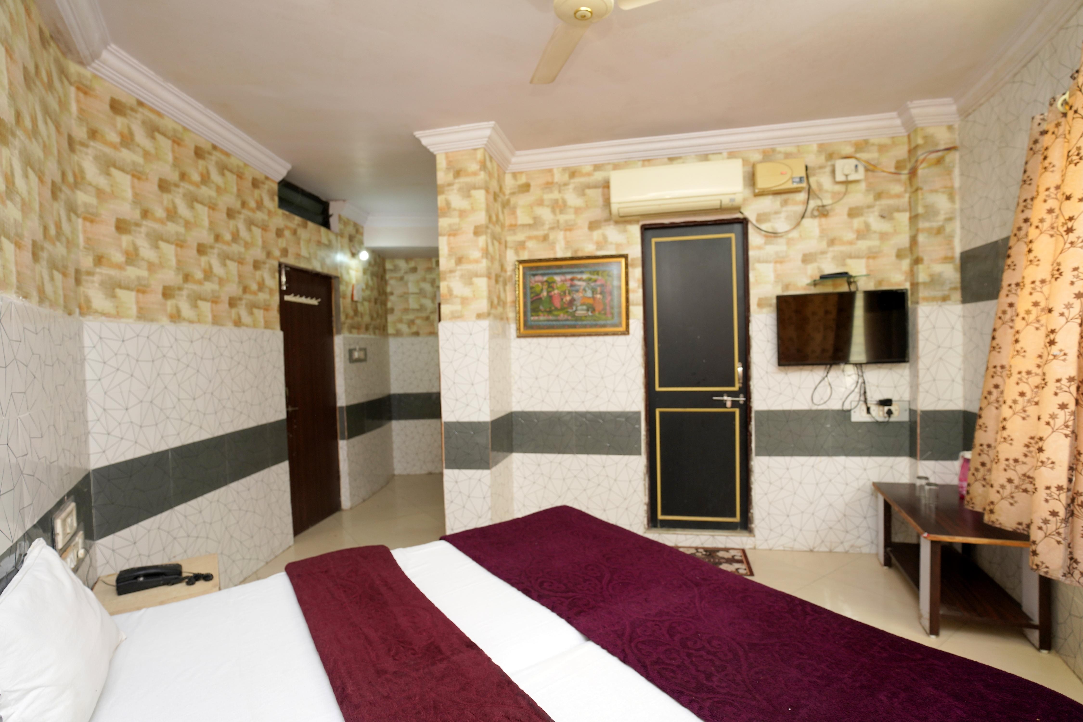Hotel Nandini 5