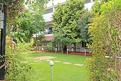 SANS'S GOLDEN NEST, Yelagiri