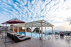 Indraprastha Resort And Spa, Kangra