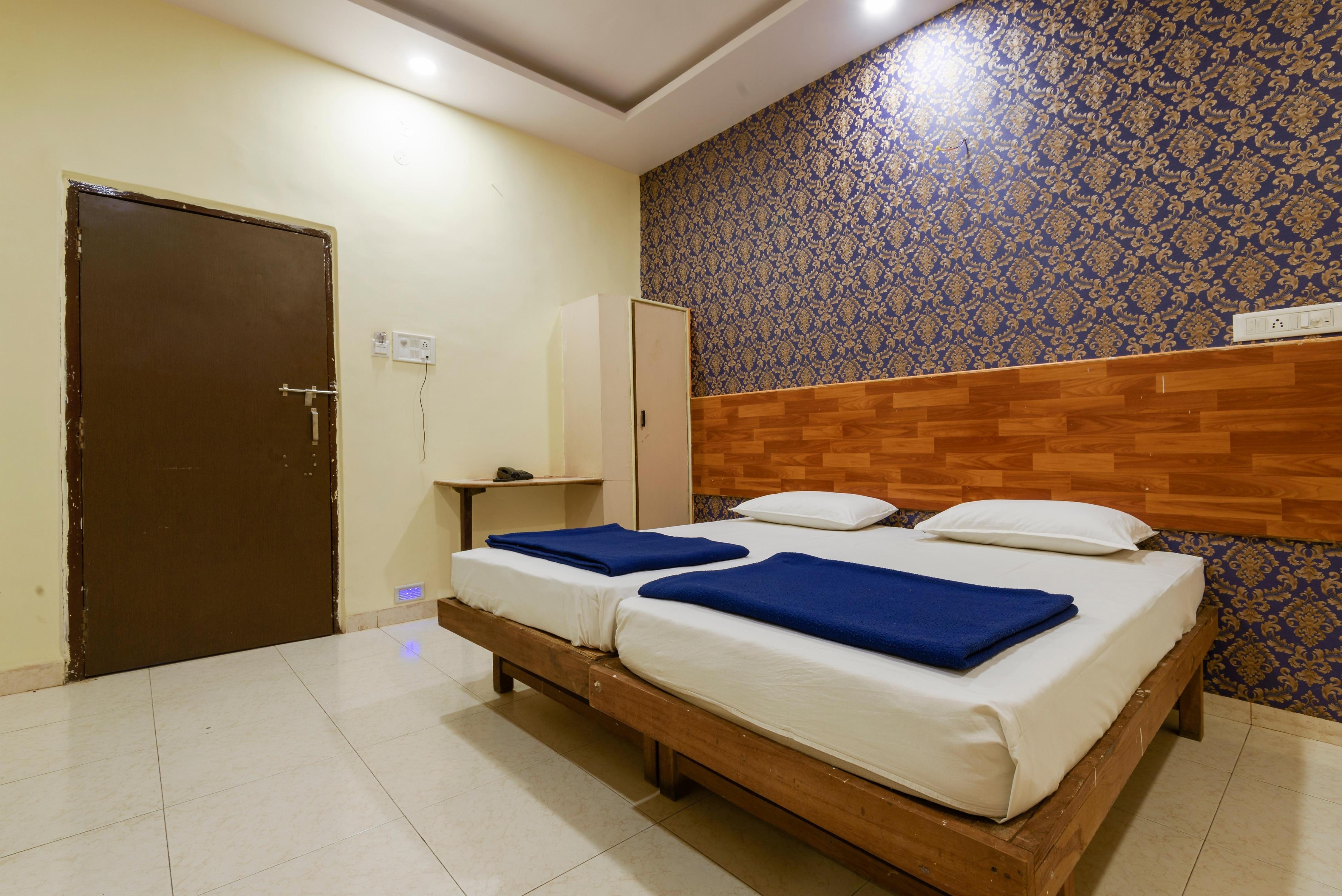 Deluxe Non Ac Room 1