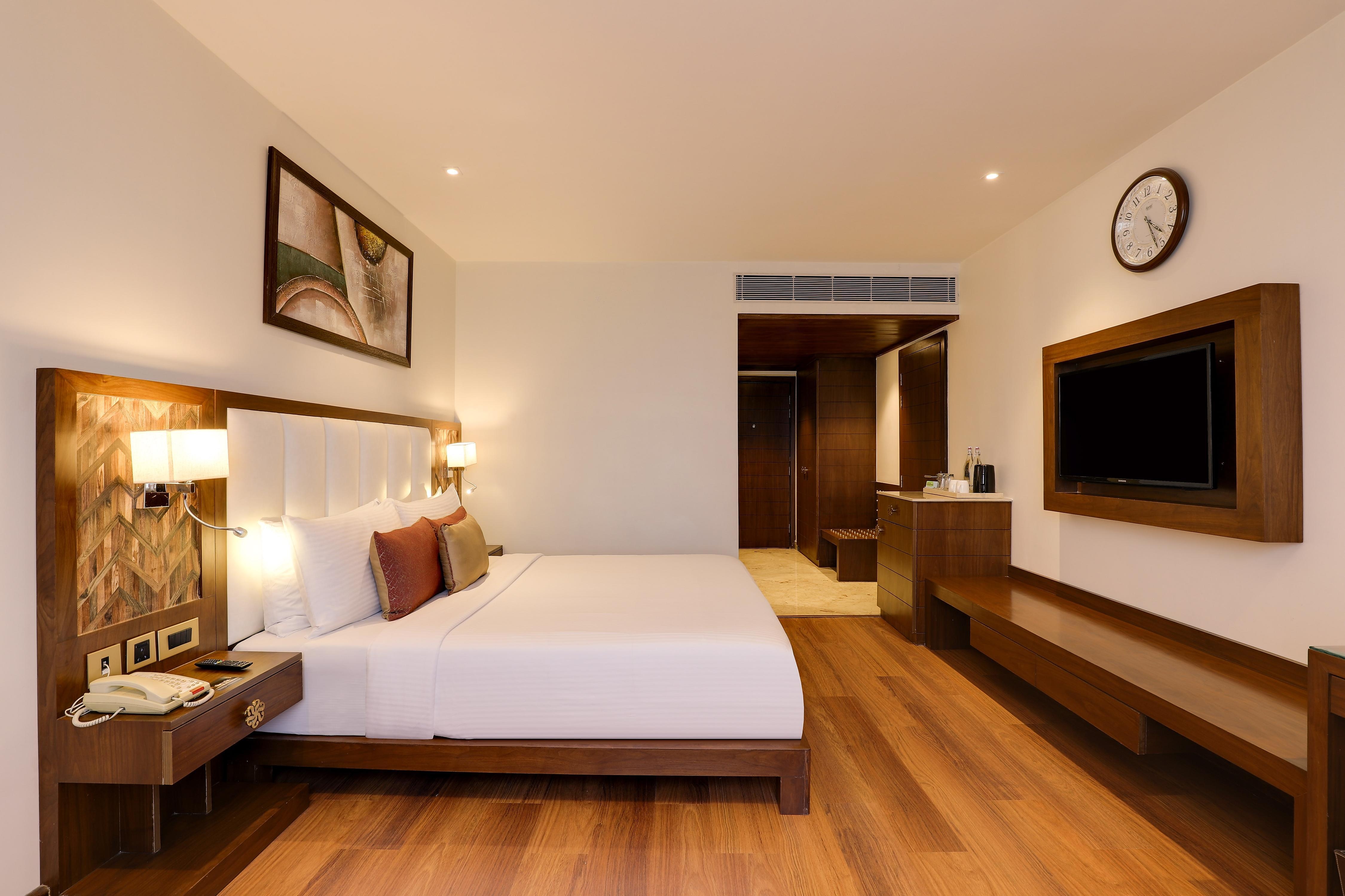 Saura Hotel - A Club Mahindra Associate, Agra - Tap to explore photos