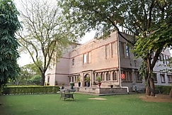 THE SHERGARH RANTHAMBHORE, Uniara
