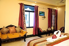 HOTEL NAHARSINGH HAVELI , Jaipur