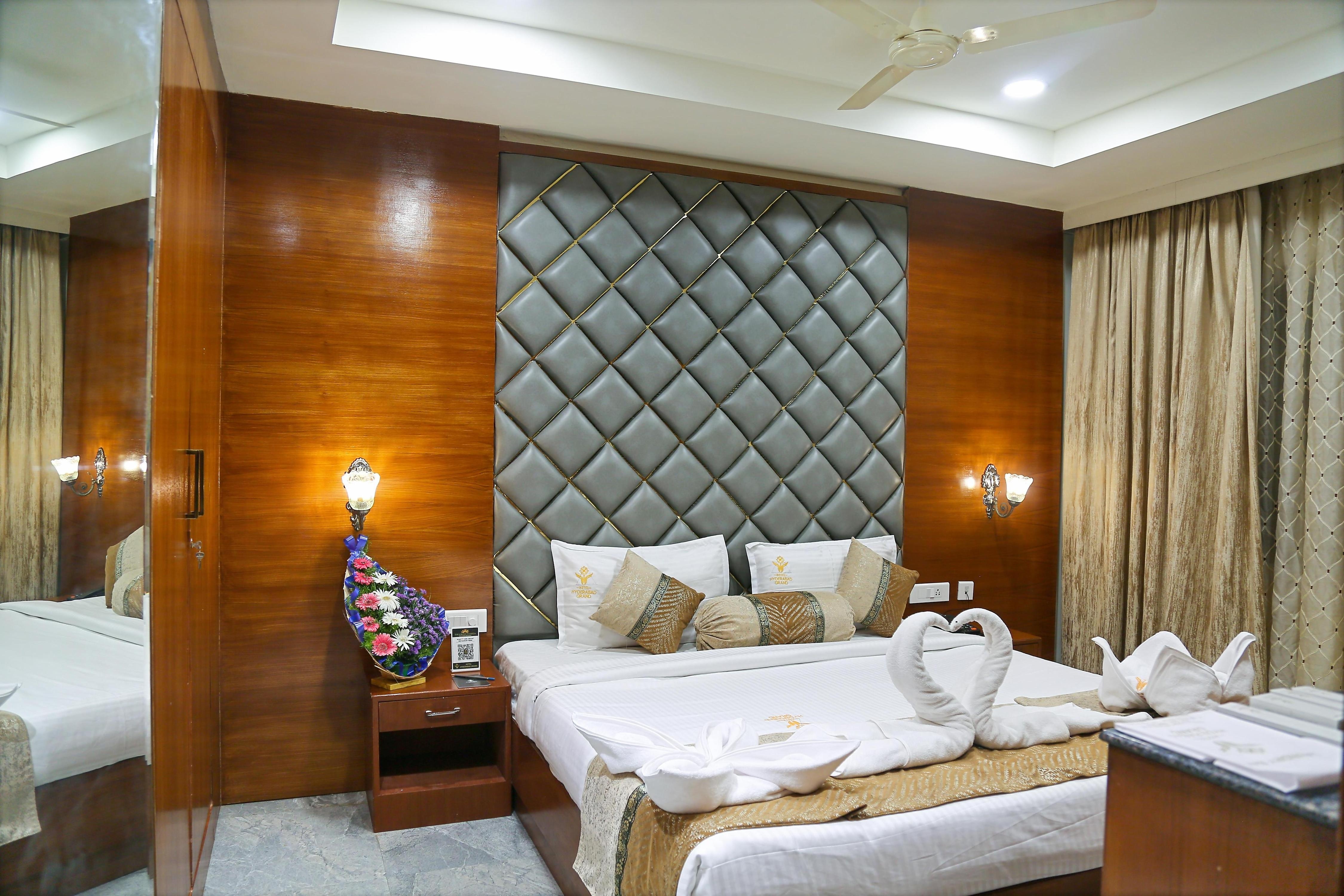 Hotel Hyderabad Grand - Tap to explore photos