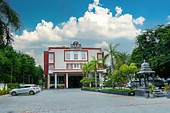 Sakthi River Resorts | Rooms & Suites