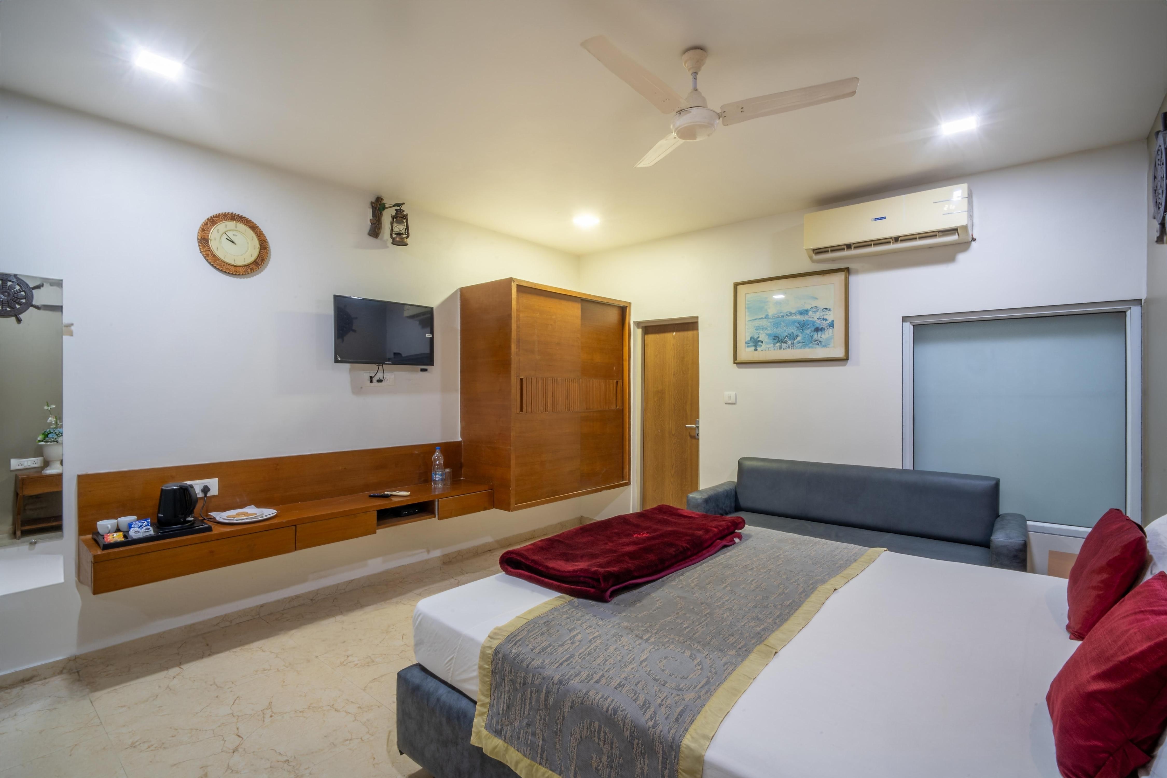 HOTEL NATRAJ & RESORT ( 17 kms away from Gandhinagar ) - Tap to explore photos
