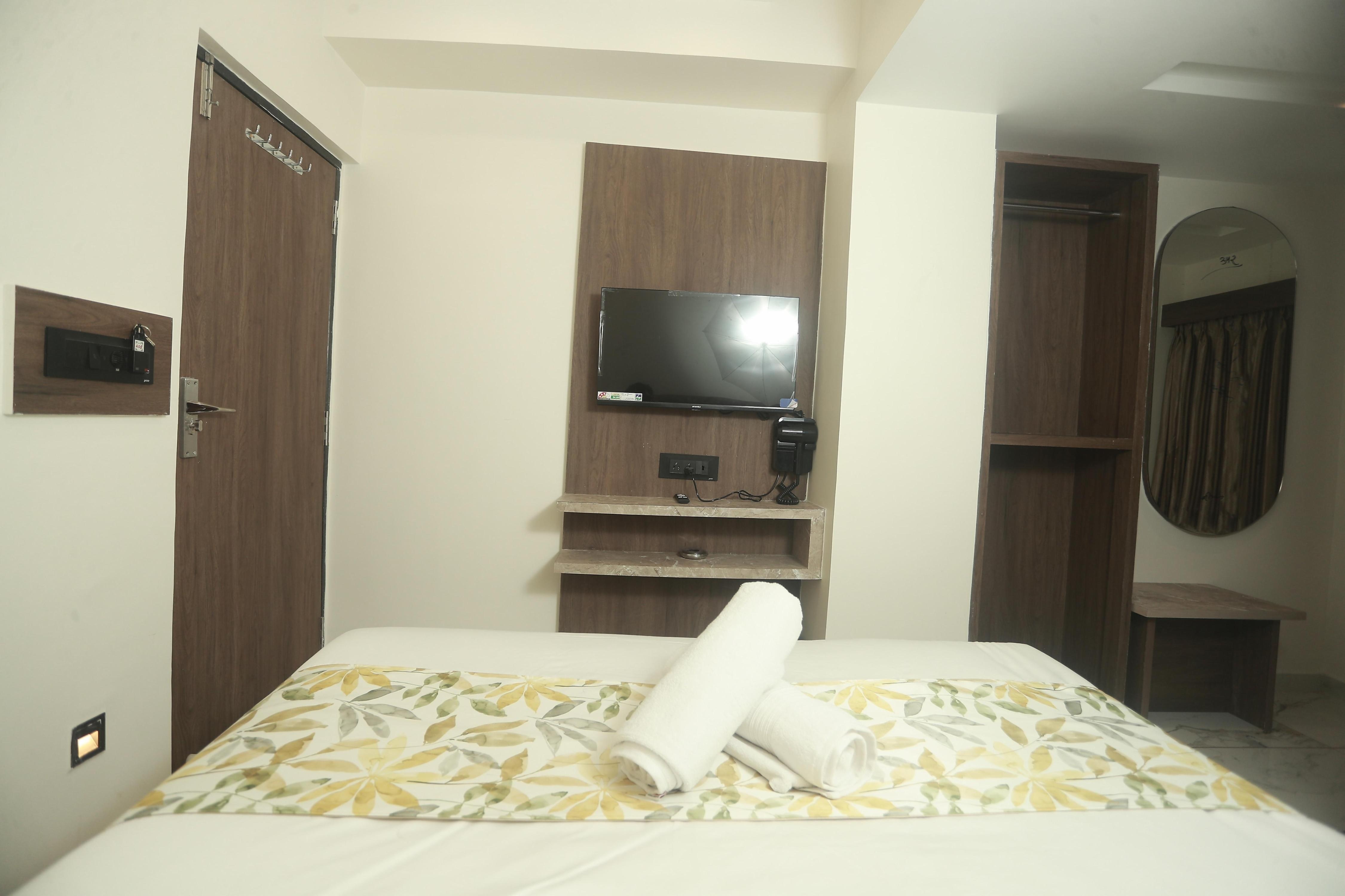 Hotel Radhe Inn - Tap to explore photos
