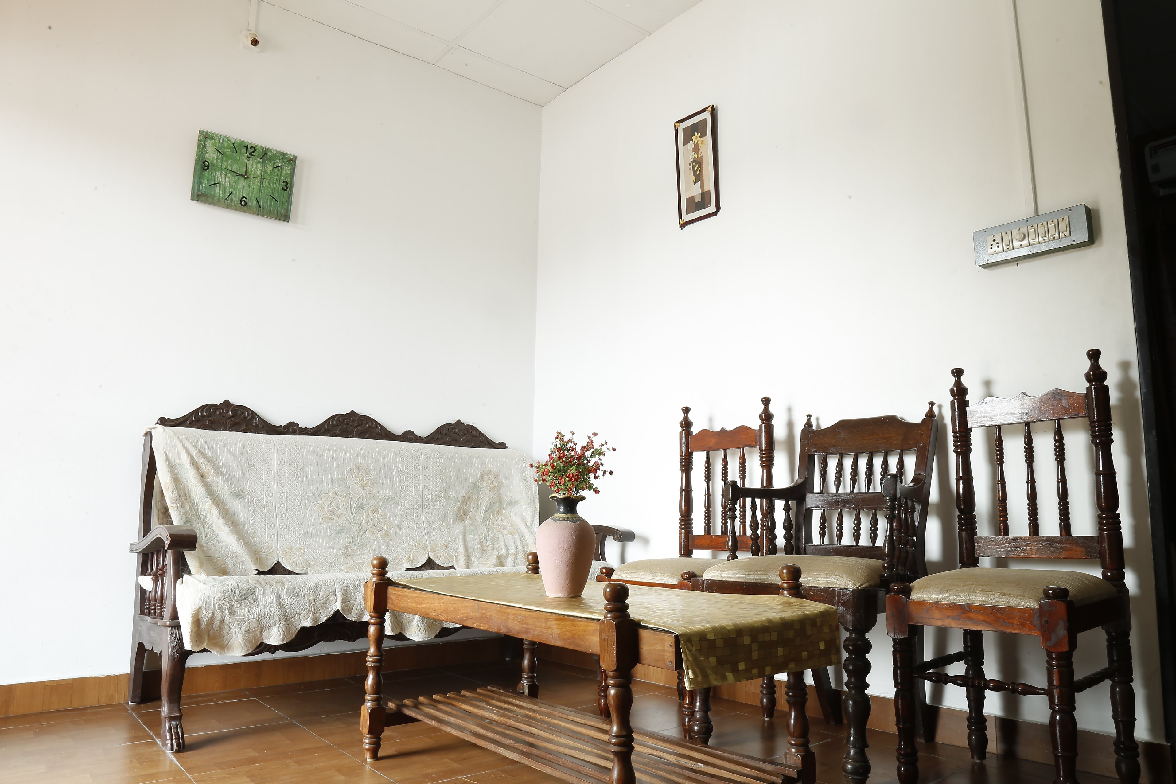 Akshay Homestay | Rooms & Restaurant - Tap to explore photos
