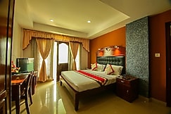 HOTEL MEADOWS INTERNATIONAL, Chalakudy