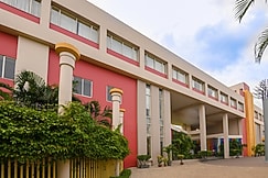 Sinclairs Burdwan, Barddhaman