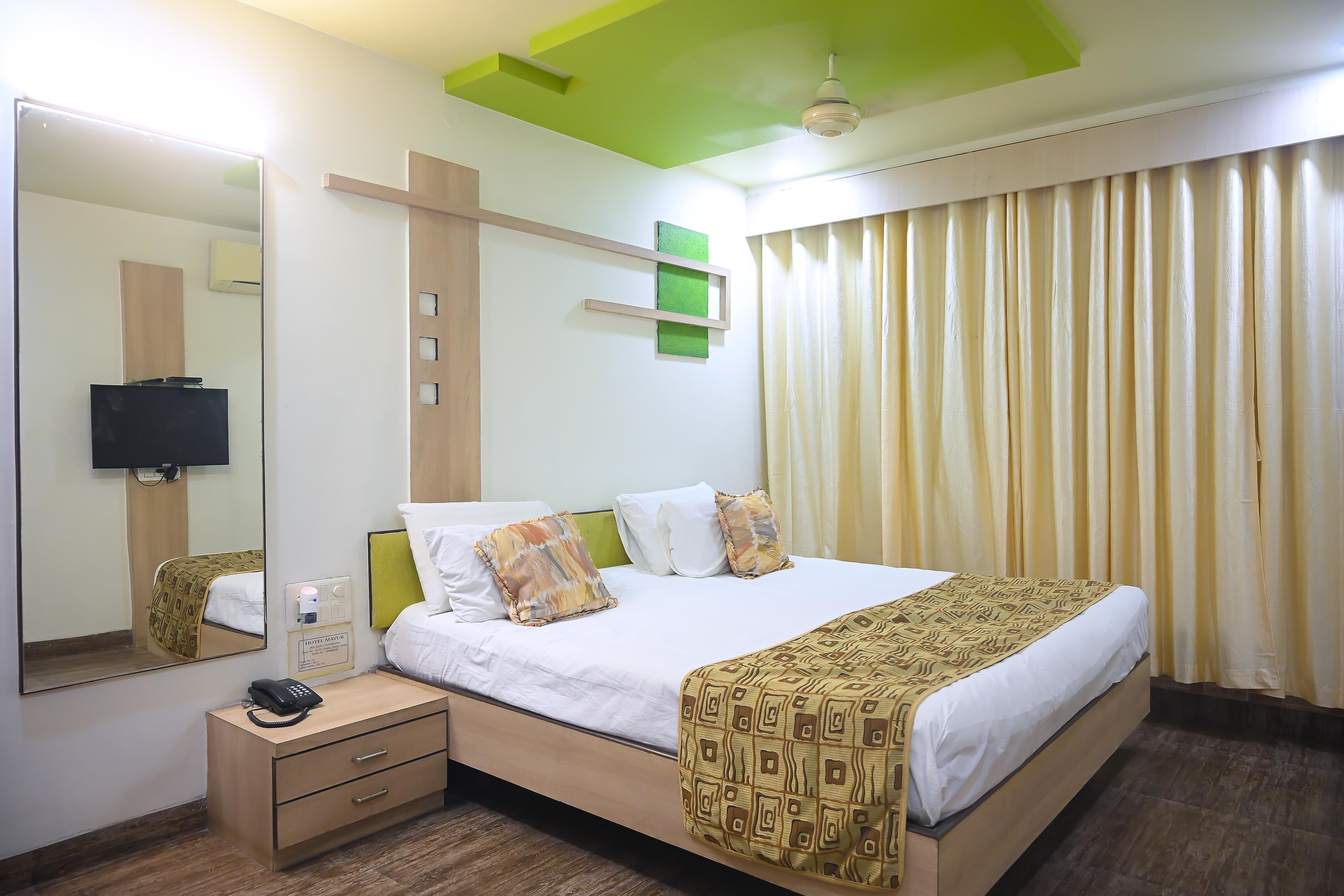 HOTEL MAYUR 4