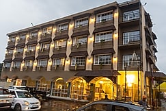 Hotel Indraprastha Luxuria, Pachmarhi