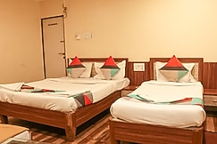 Hotel Mukesh Residency (Near Pune Railway Station), Pune