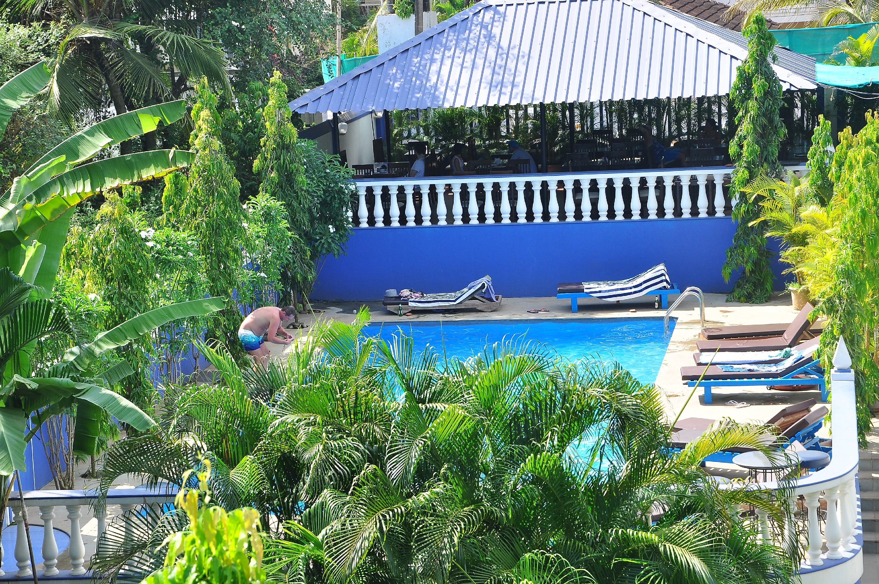 Mayflower Beach Resort - Tap to explore photos
