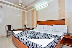 Hotel Golden Park, Guntur