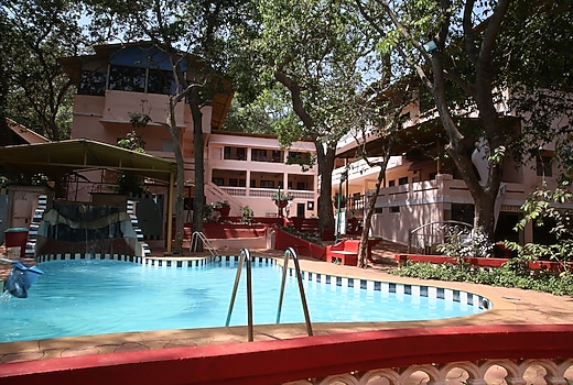 Hotel Royal- Pure Veg