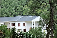 The Heritage Club - Tripura Castle Hotel and Spa, Shillong