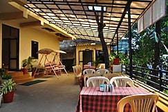 HOTEL OASIS, Mount Abu