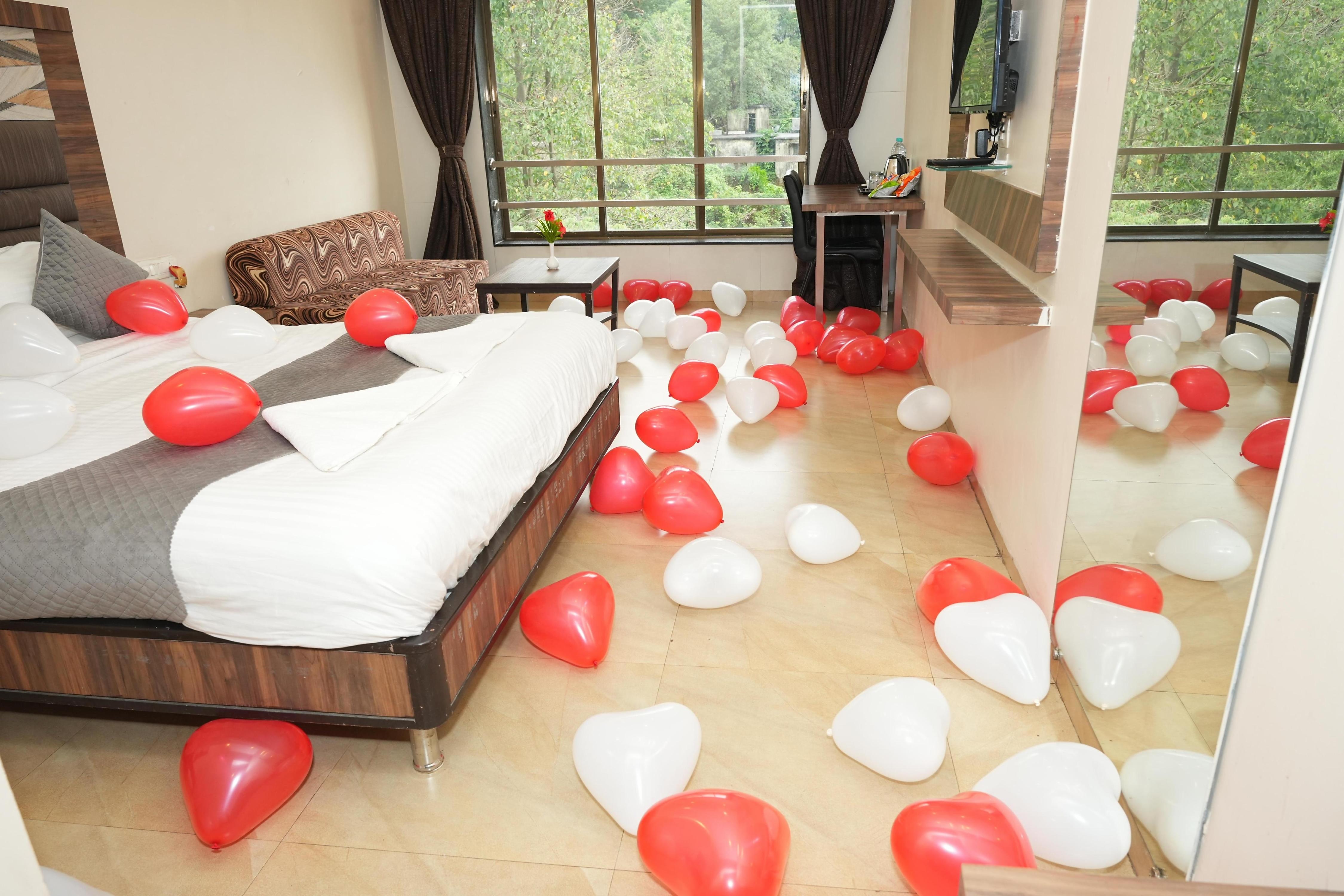 Hotel Lalit Inn Lonavala - Tap to explore photos