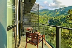 Oak Ray Tea Bush Ramboda, Pathahewaheta