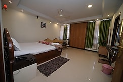 Swarg Hotel, Samastipur