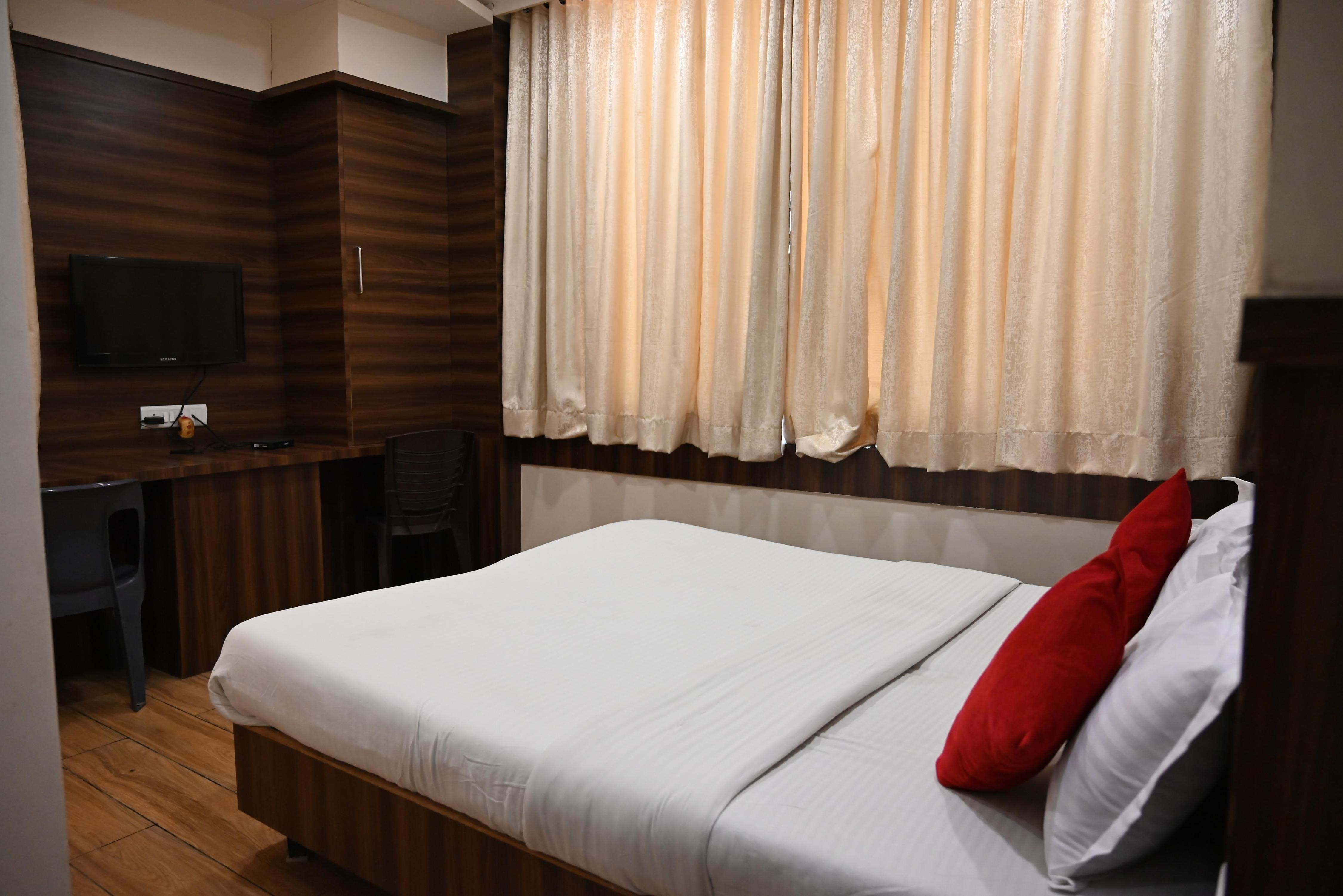 Double Bed Non AC