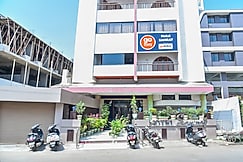 Hotel Samrat International, Rajkot