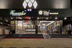 Hotel Sifat International, Surat