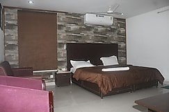 HOTEL MEENA PARADISE, Visakhapatnam
