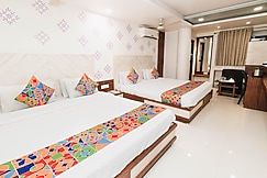 Hotel Amber, Vadodara