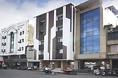 Hotel Parth, Surat