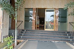 Brindhavan Hotel, Perundurai