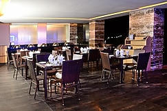 Hotel President Park, Indore