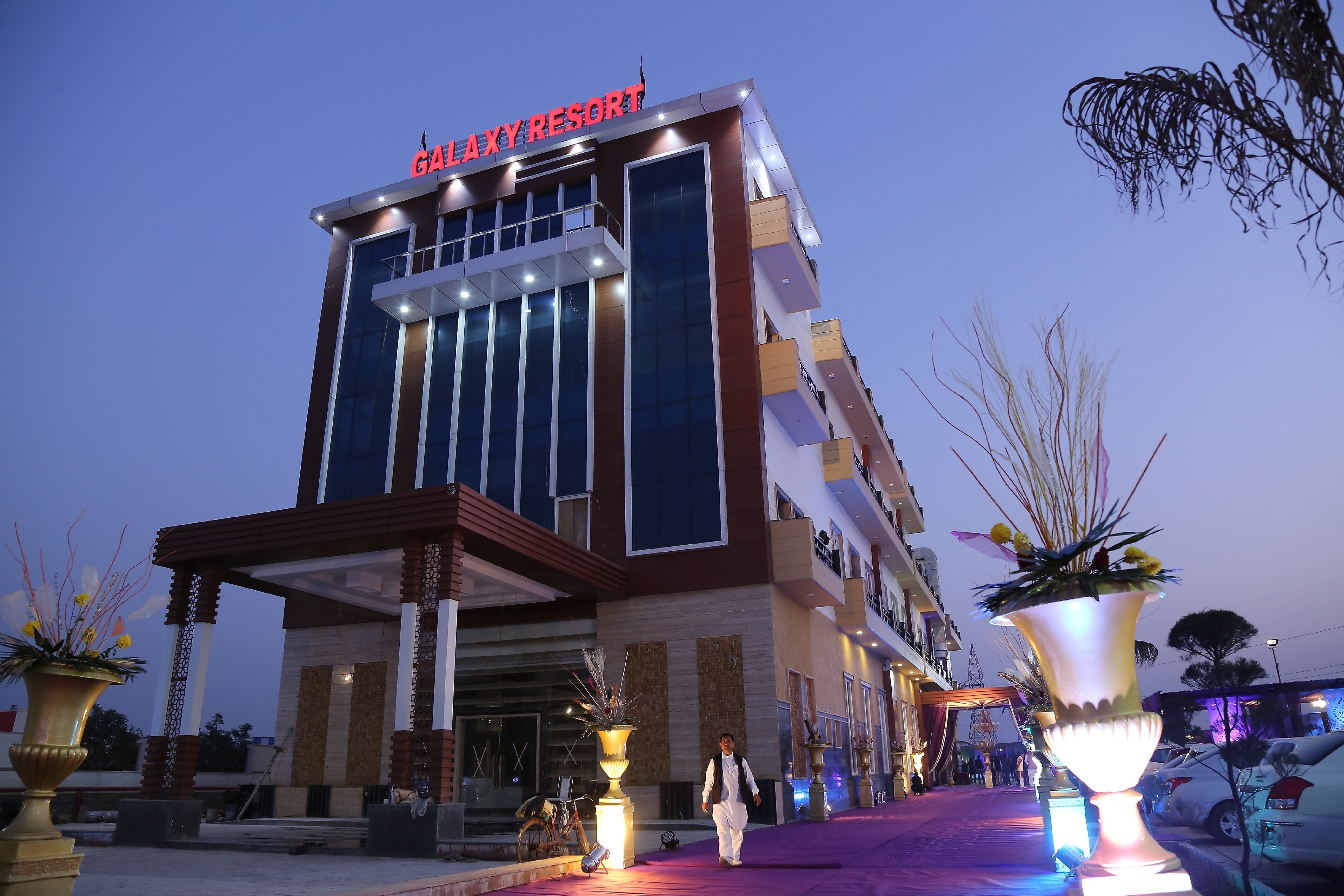 The Galaxy Resort Bahadurgarh 𝗕𝗢𝗢𝗞 Bahadurgarh Hotel 𝘄𝗶𝘁𝗵 ₹𝟬 𝗣𝗔𝗬𝗠𝗘𝗡𝗧