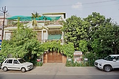 Lovely Homestay, Lucknow